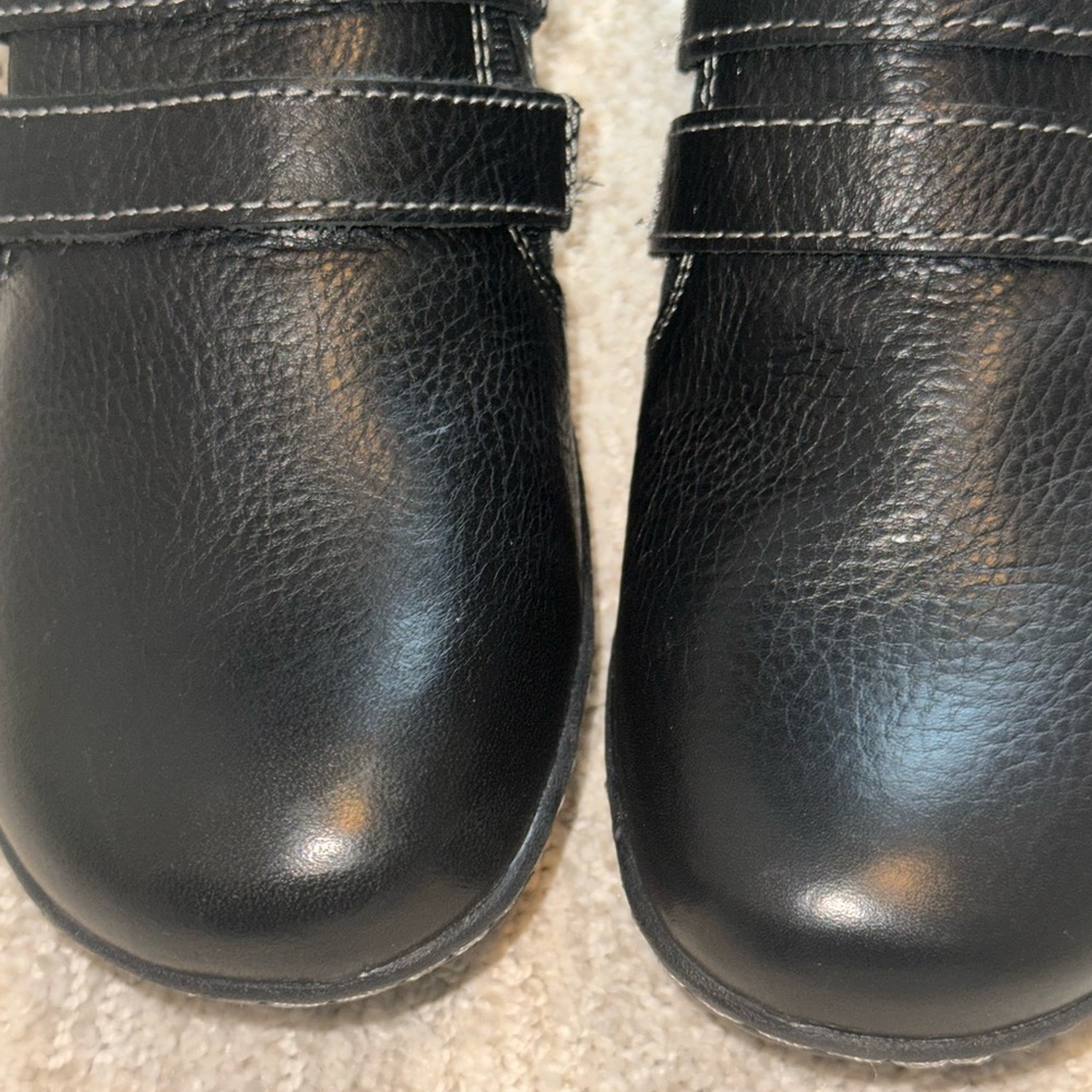 b.o.c. Born Black Leather Double Monk Strap Clogs Loafers Women’s 8.5W EUC - Picture 7 of 10